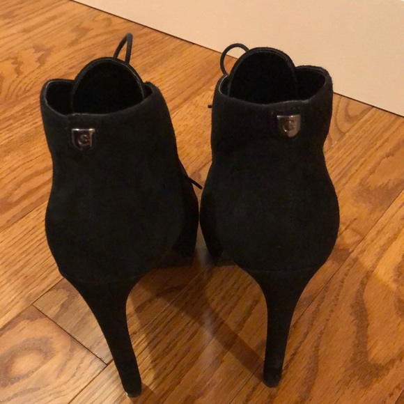 GUESS Black 8.5 M Booties - Picture 4 of 8